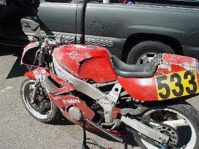 FZR400